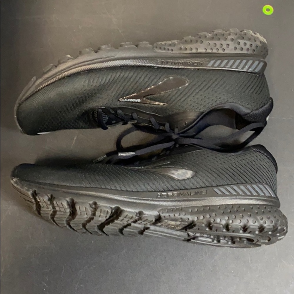 BROOKS ADRENALINE GTS 20 MENS RUNNING SNEAKER - Picture 8 of 16